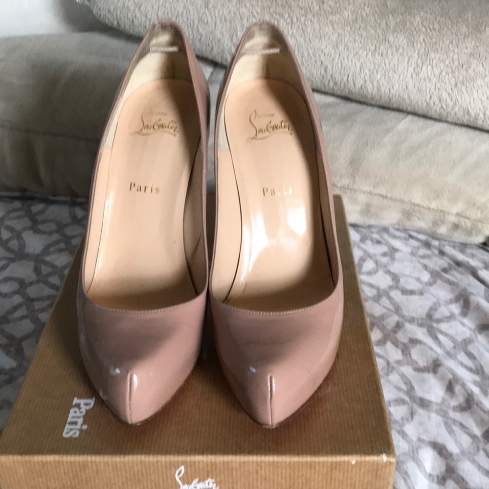 Louboutin  Rolando 120 pumps- reposhed. To small